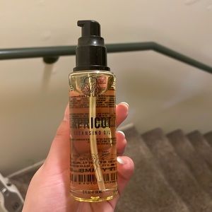 Dirty lamb apricot cleansing oil